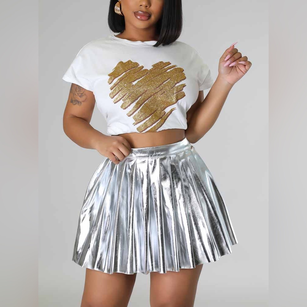 **🛑SOLD OUT**Silver Metallic Pleated Mini Skirt – Statement Shine | Sizes S–L - Picture 4 of 5